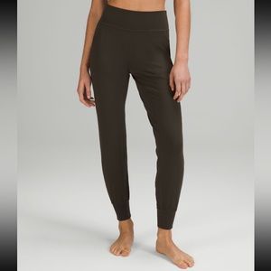Lululemon Align high-rise Jogger size 8